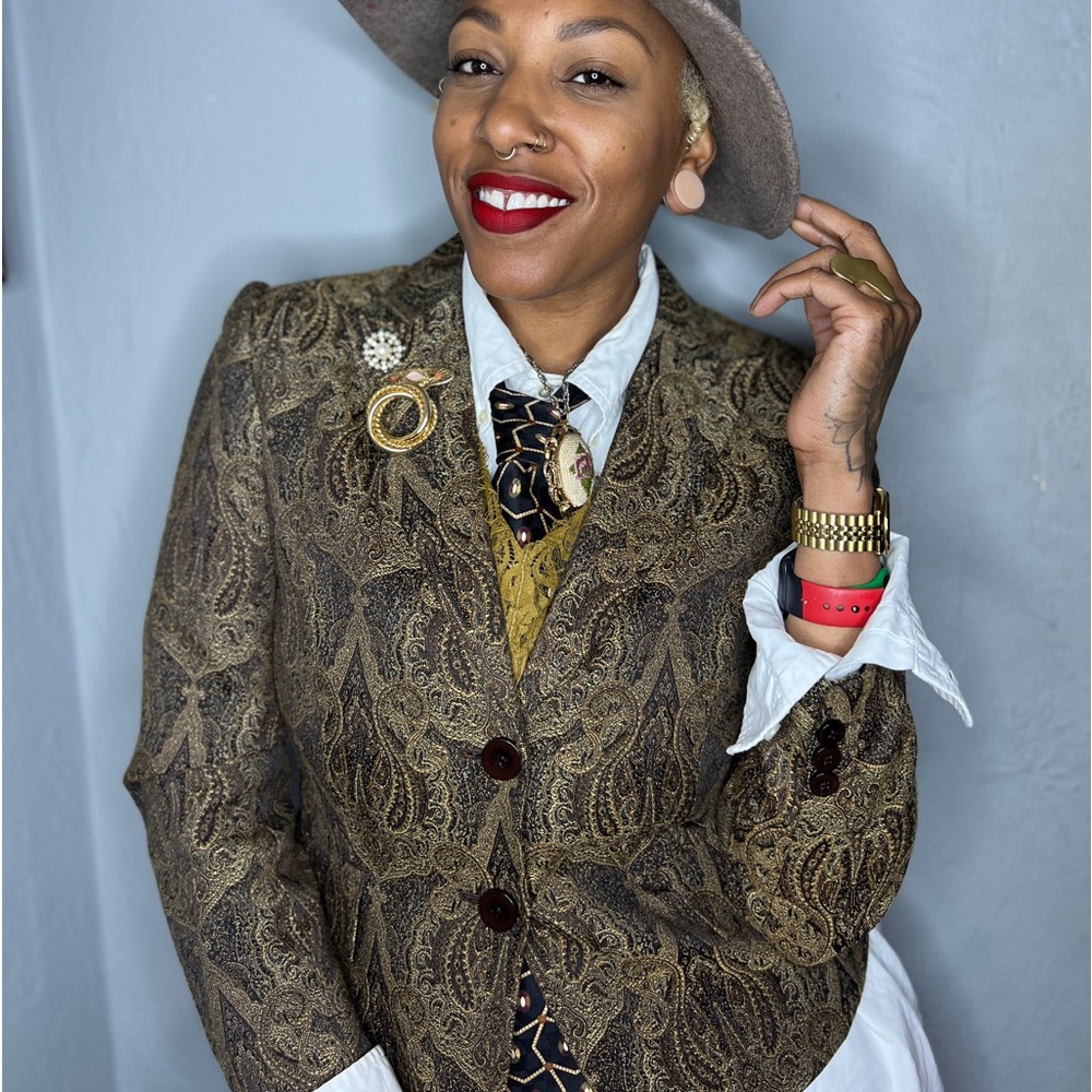 Vtg Grace Elements | brown and gold blazer 4